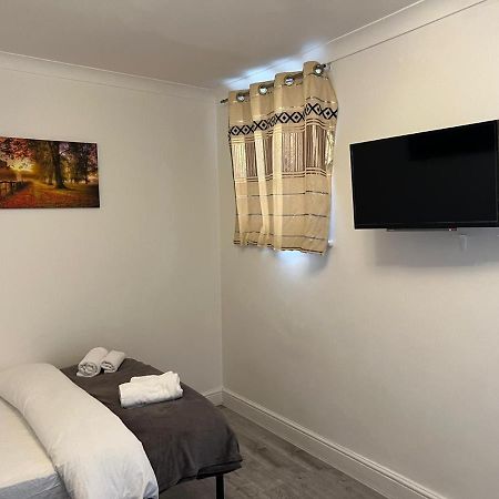 Apartament F4-Ground Floor Studio Fits 3 Near Paddington Londyn Zewnętrze zdjęcie